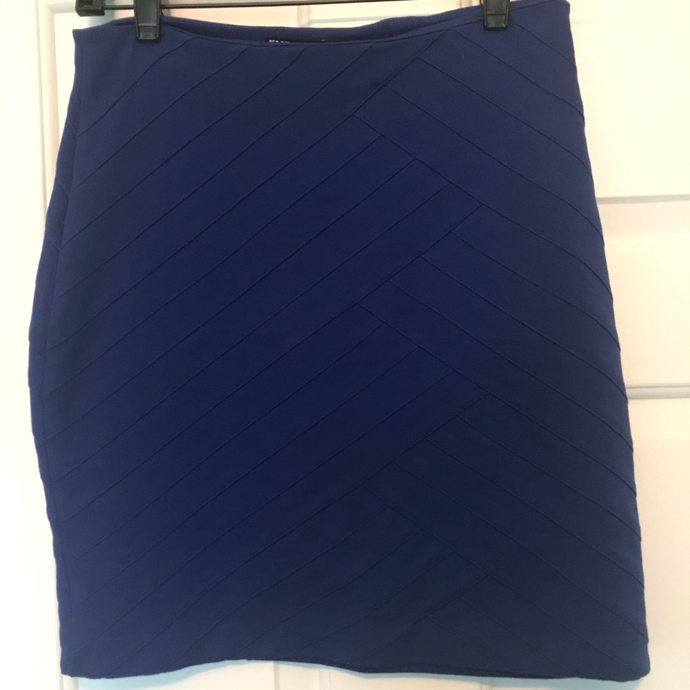 Express Textured Stretch Skirt